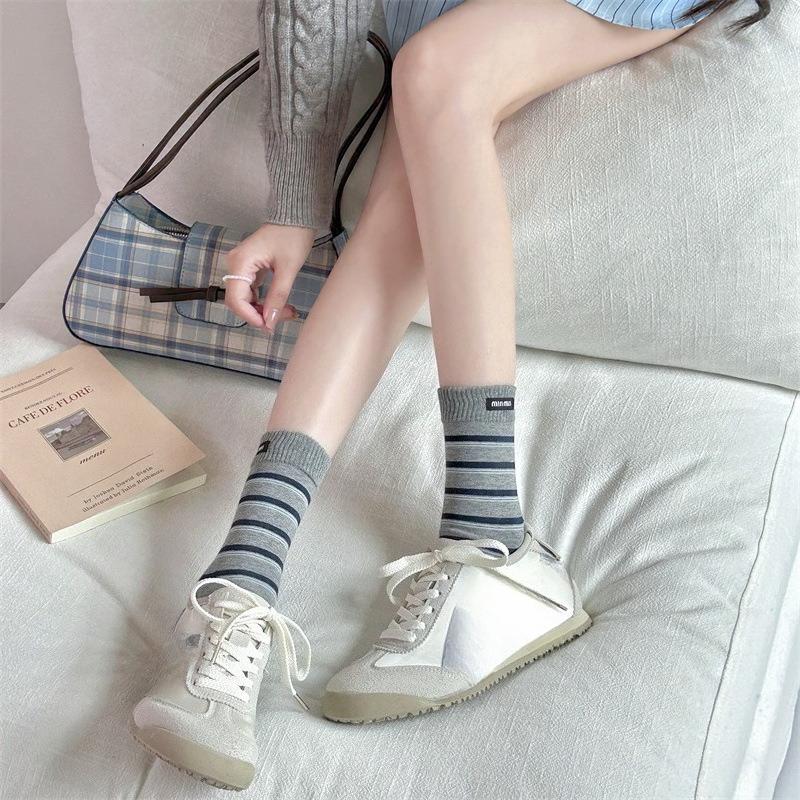 Gestreifte Stoffetikett Socken, Damen Mittelschaftsocken, Trendige Reine Baumwolle Frühling und Herbst Color-Blocked Socken, Winter Frottee Lange Socken