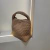 Yi Jinyuan Hand-woven Bag 2023 Small Handbag Cross-section Group Light Luxury Women's Handheld