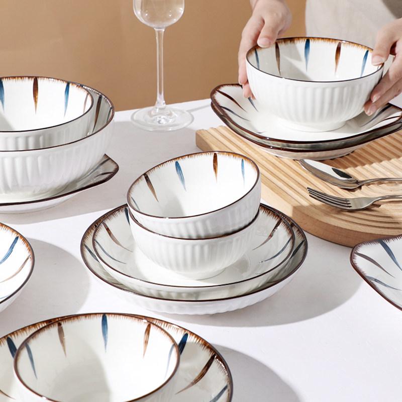 Japanese Ceramic Tableware Set: Microwaveable Rice Bowls, Plates, Noodle Bowls, and Large Soup Bowls for Home Use