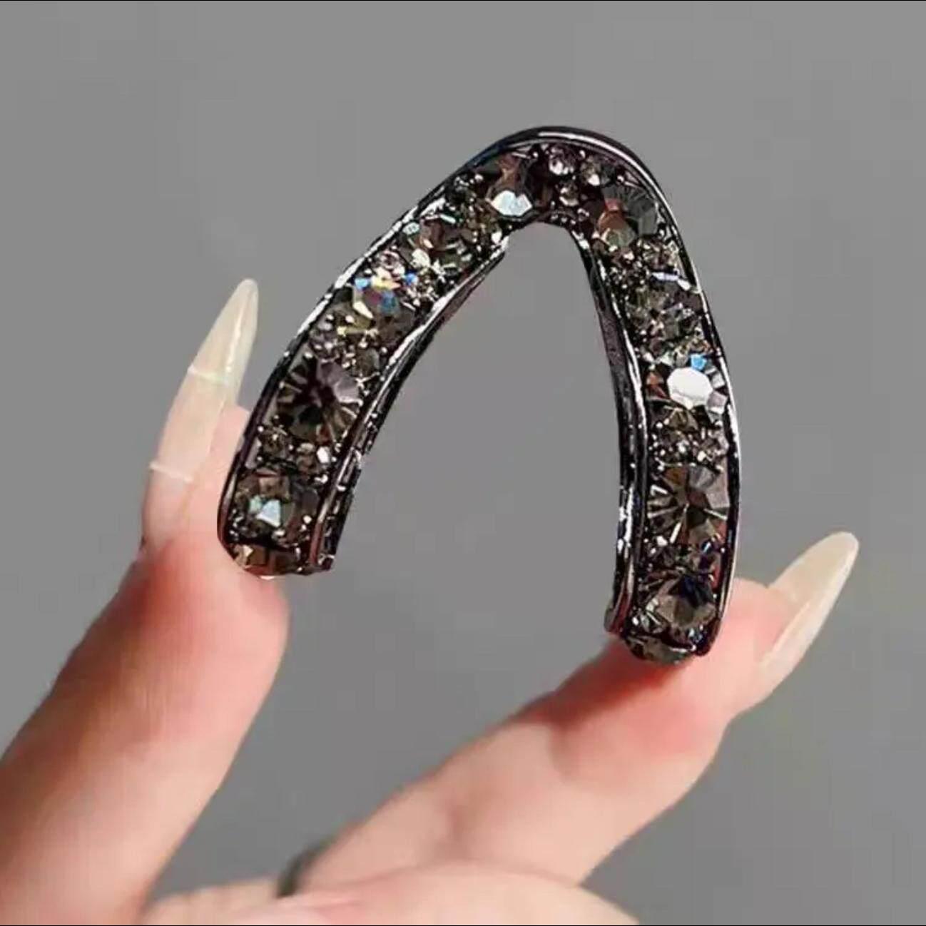 V-Shaped Rhinestone Claw Clip for High Ponytails - Elegant Hair Accessory for Women