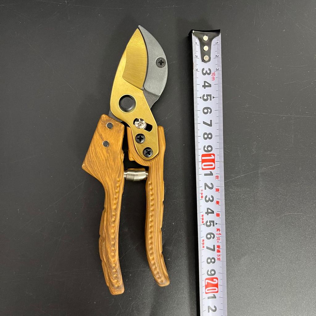 SK5 Steel Twocolor Blade Gardening Shears Bypass Pruning Scissors Heavy Duty Pruning Manual Pruning GardenTool Wood Pattern