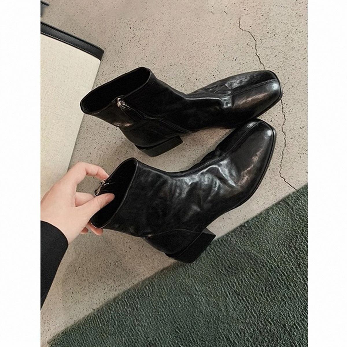 

Короткие ботинки женские коричневые корейские маленькие ботильоны ботинки Мартин челси облегающие ботинки женские французские высокие каблуки осень и зима 39 чёрный