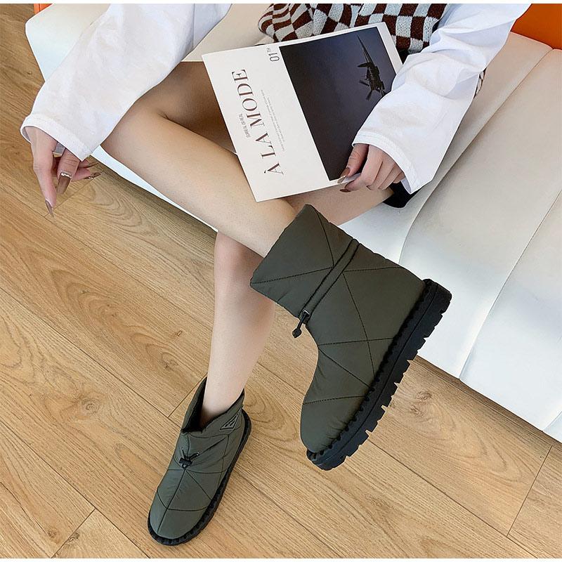 Cizme de zăpadă pentru femei Tub scurt Impermeabil Pânză de puf Moda Femei Pantofi din bumbac de pluș respirabil Păstrează cald Cu talpă anti-alunecare