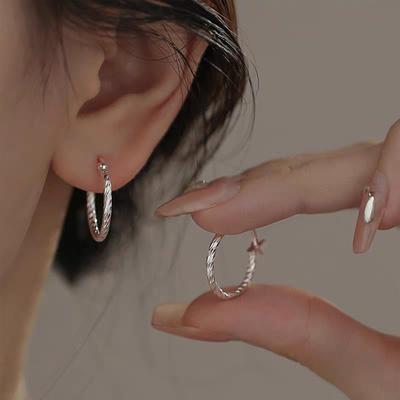 Miedziane Geometryczne Skręcone Kolczyki Koła Kobiety Eleganckie Unikalny Design Koreański Wszechstronne Błyszczące Kwiatowe Modyfikacja Kolczyki