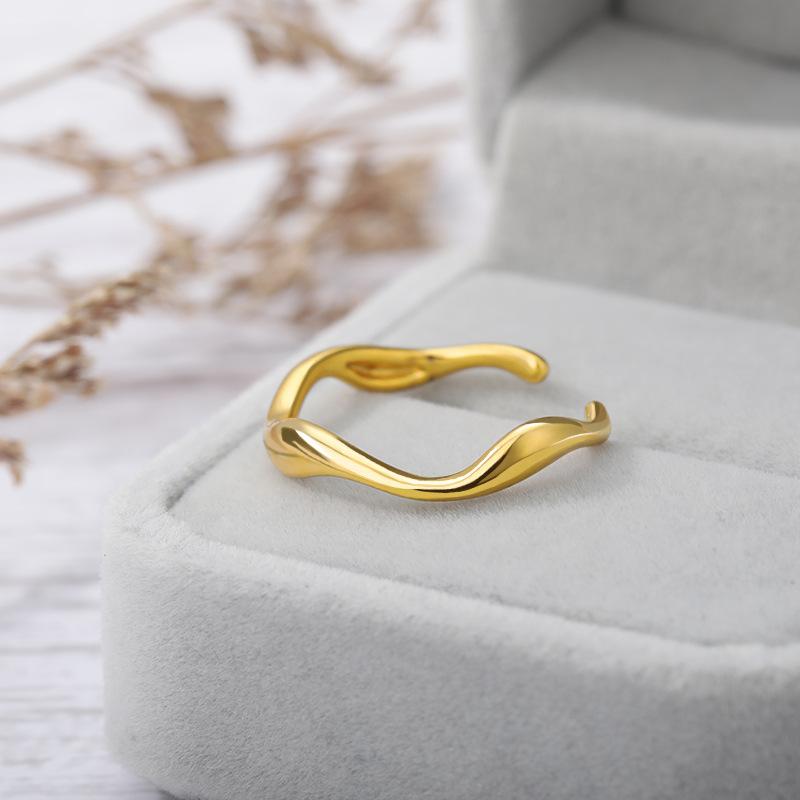 Stainless Steel Simple Fashion Weave Golden Ring For Women Temperament Jewelry