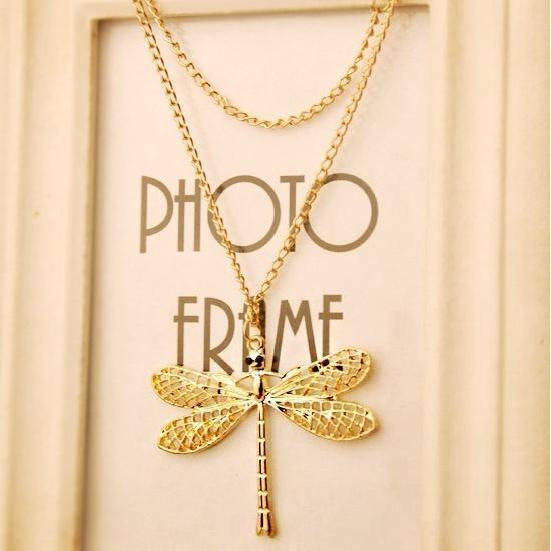 

New fashion Exquisite Gold Hollow Dragonfly Necklace C145