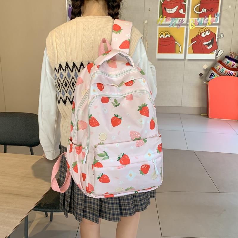 Plecak Student tornister Damski plecak z nadrukiem w truskawki