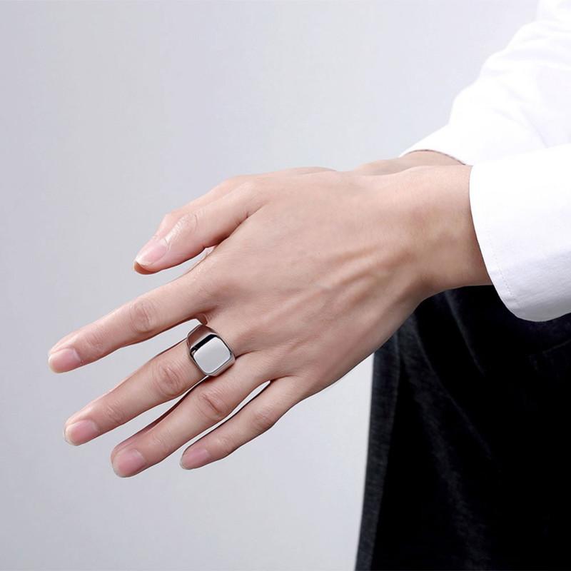 Fashion Men Black Smooth Stainless Steel Rings Glossy Signet Square Finge Rings Hiphop Punk Male Wedding Party Jewelry Wholesale