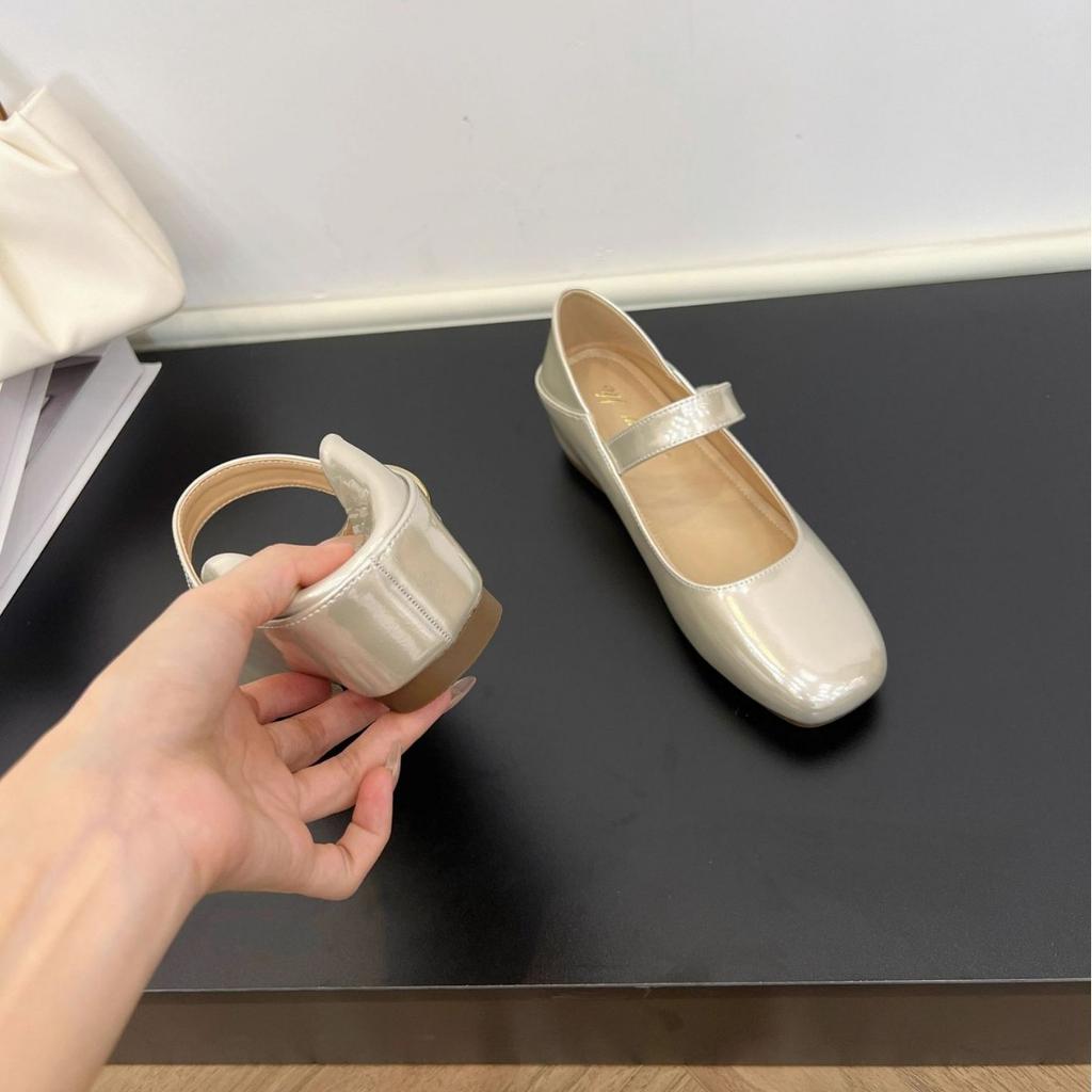 Small inner height increase women's shoes metal word belt ballet shoes outer wear 25 summer new French square head shallow mouth single shoes