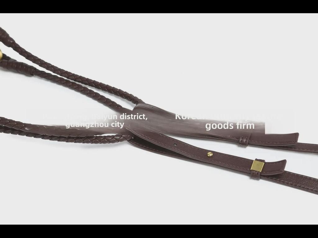 2024 High-Quality Textured Woven Bucket Bag with Knotted Hardware