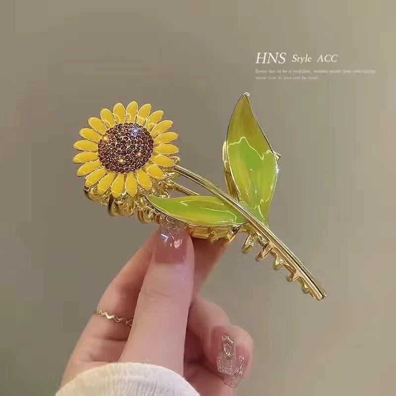 Flower Metal Hair Claw For Women Gold Silver Cross Crab Hair Clip Korean Elegant Hairpin Girl Hair Accessories
