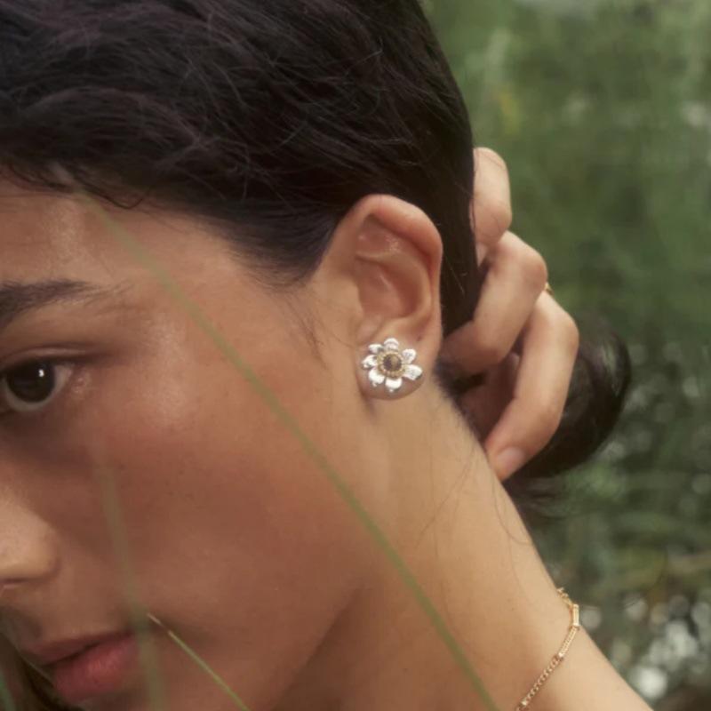 Spring Retro Fashion Gold And Silver Color Matching Flower Removable Multi-Wear Earrings S925 Silver Needle Stud Earrings Trendy Temperament Earrings