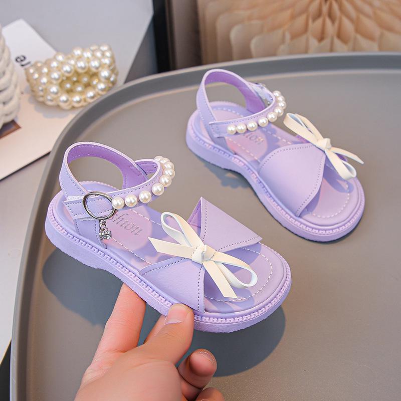 2026 Girls' Stylish Summer Soft-Soled Princess Sandals - Korean Style, Versatile Beach Shoes for Medium and Large Children