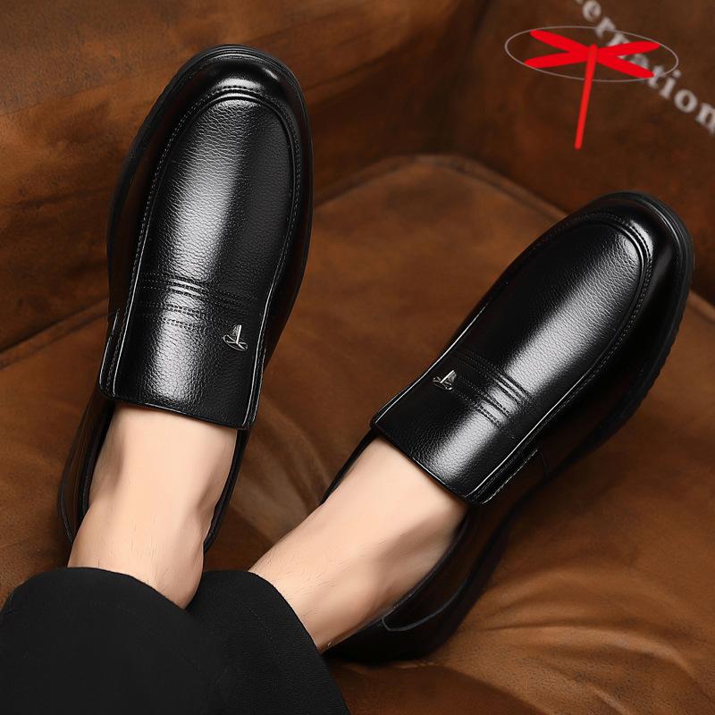 Men's leather shoes leather business dress soft-soled cowhide work and leisure in the elderly spring and autumn soft leather dad men's shoes