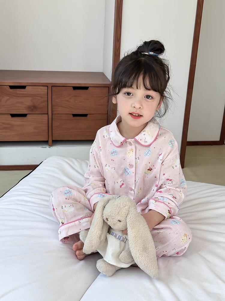 Girls' Spring/Autumn Cartoon Pajama Set – Cute Long Sleeve & Pants for Indoors/Outdoors