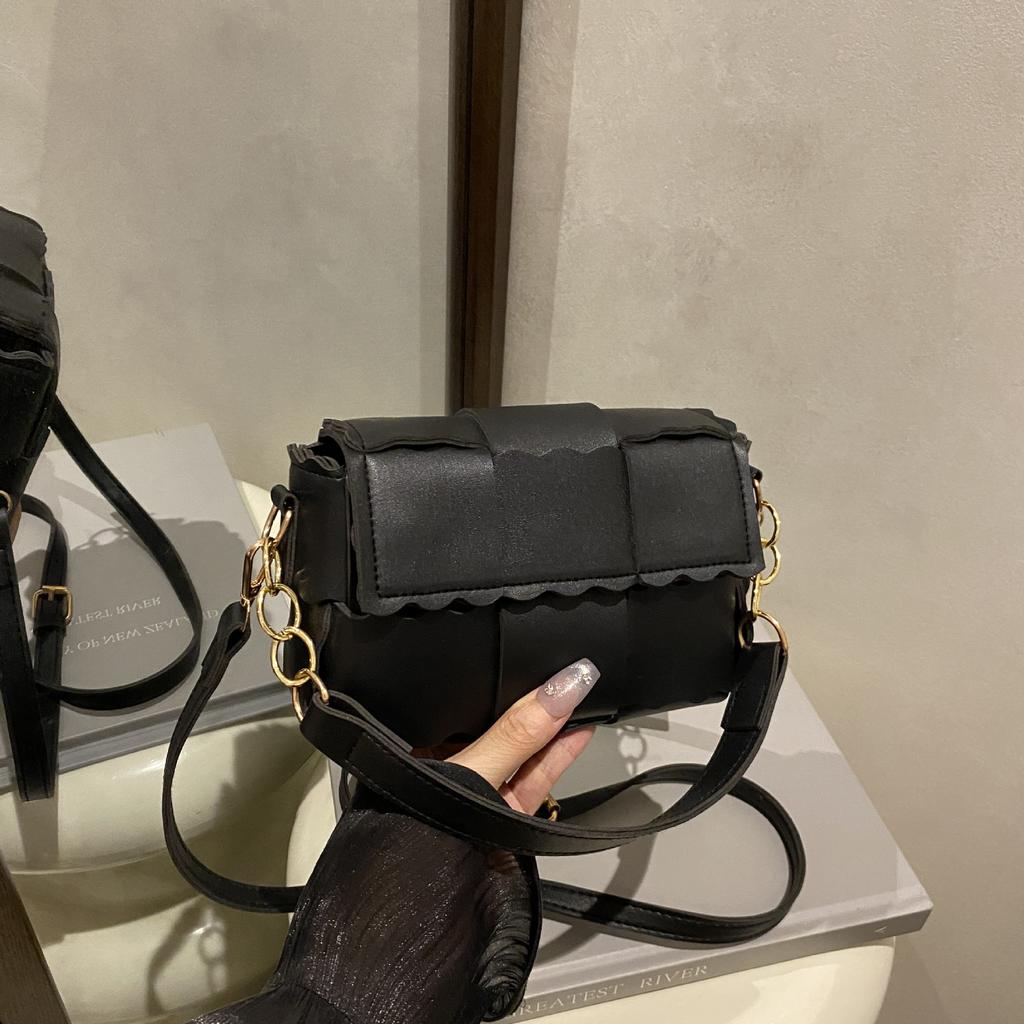 Summer popular small bag women 2025 new trendy Korean version versatile messenger bag Internet celebrity shoulder fashion small square bag