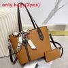 Fashionable Oversized Tote Handbag With Inner Compartments For Leisure And Shopping