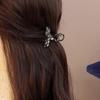 Pince à cheveux queue de poisson ornée de strass français, pince à ressort sécurisée pour femmes et filles, idéale pour les fêtes, les mariages et les coiffures quotidiennes.