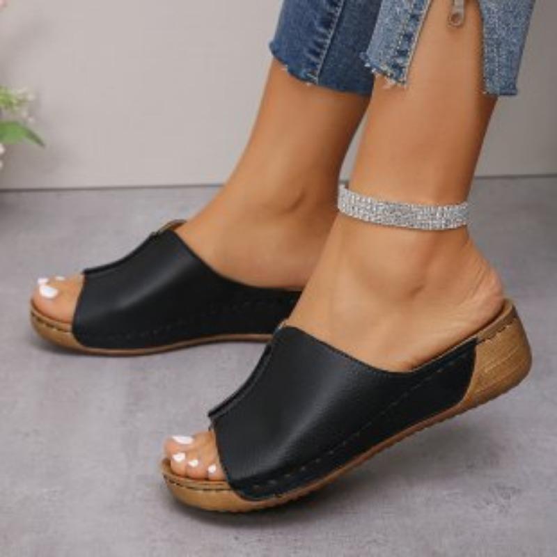 New Women's Shoes Spring and Summer Sandals Women's Comfortable Slope Heel Thick Sole Simple Casual Outer Slippers