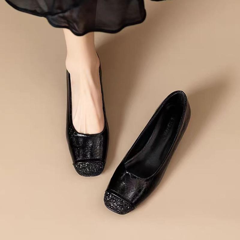 

Мода 2025 Новые Повседневные Женские Шелковые Квадратные Средние Каблуки Лодочки Модные Свадебные С Квадратным Носком Высокого Качества Женские Туфли 35 чёрный