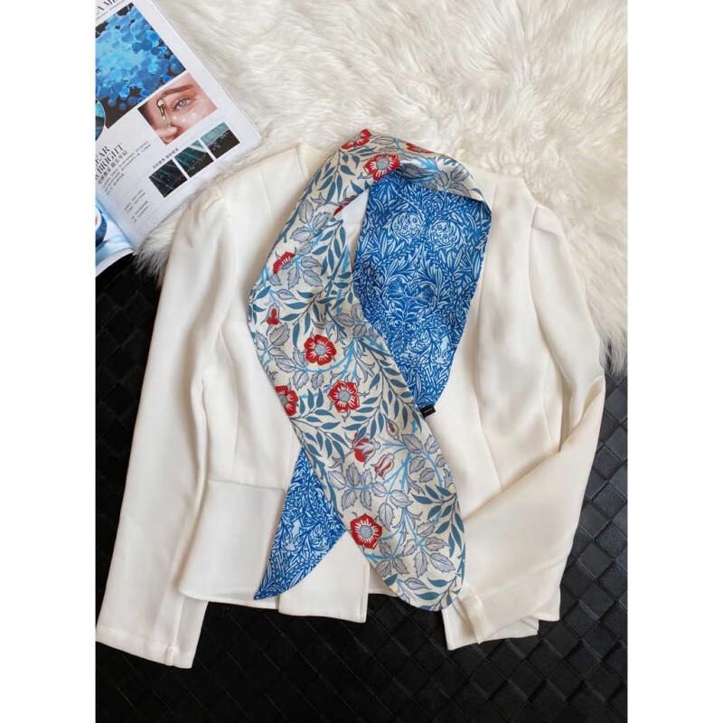 NINA SOLOR Vine Flower Double-Sided Mulberry Silk Scarf