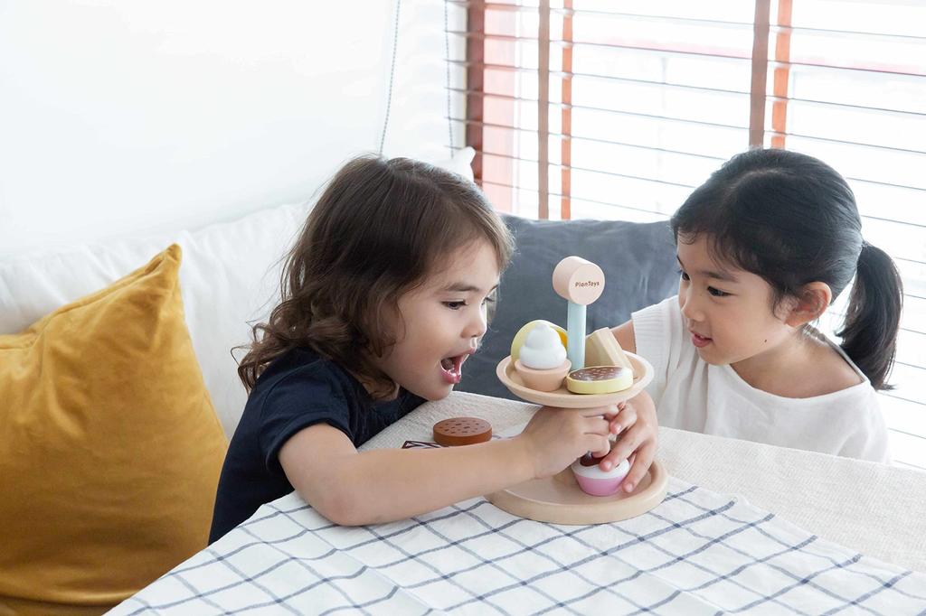 PLANTOYS Bakery Stand Set 3489