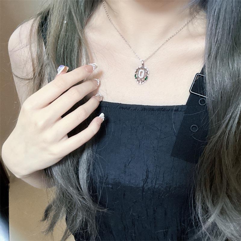 Elegant Snake-Shaped Clavicle Necklace for Women - Crystal, Light Luxury, Niche Design, Exquisite Sweater Chain.
