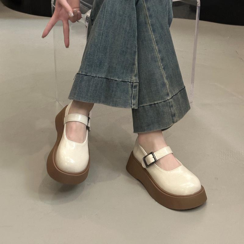 Dikkere zool kleine leren schoenen dames 2025 nieuw zomer en herfst veelzijdige ondiepe mond Mary Jane schoenen herfst Frans met rok enkele schoenen