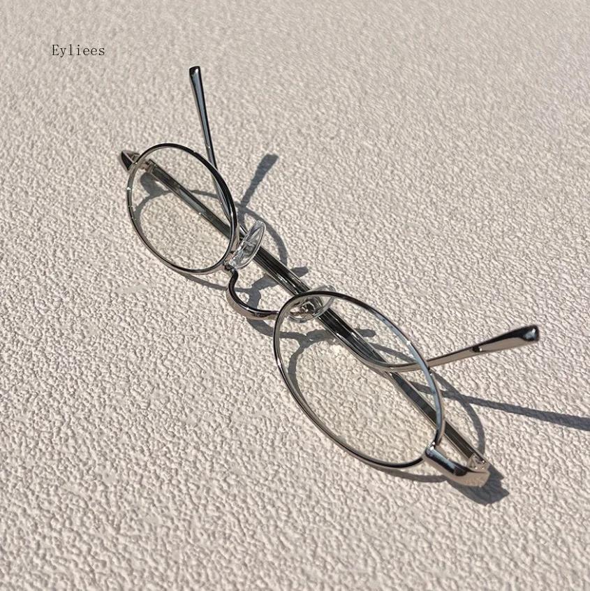 

Vintage Oval Metal Glasses Frame For Women Japanese No Makeup Alloy Eyewear Men Contrasting Cute Decorative Anti-Blue Glasses