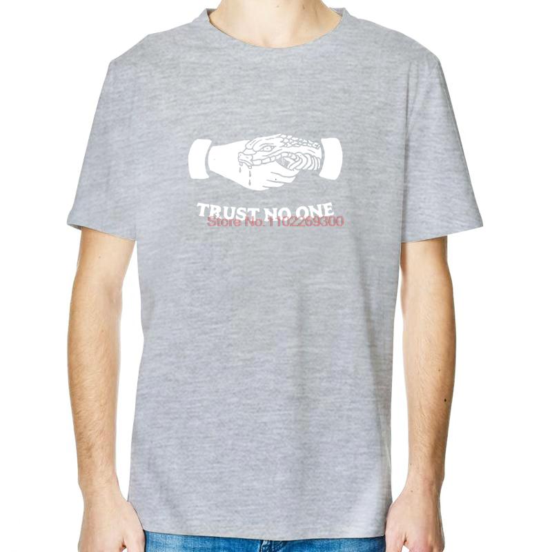 Trust No One Snake Handshake Funny Shirts Graphic Tee Summer Tops  TShirt New Arrival Goods Cotton New Shirts And TShirts