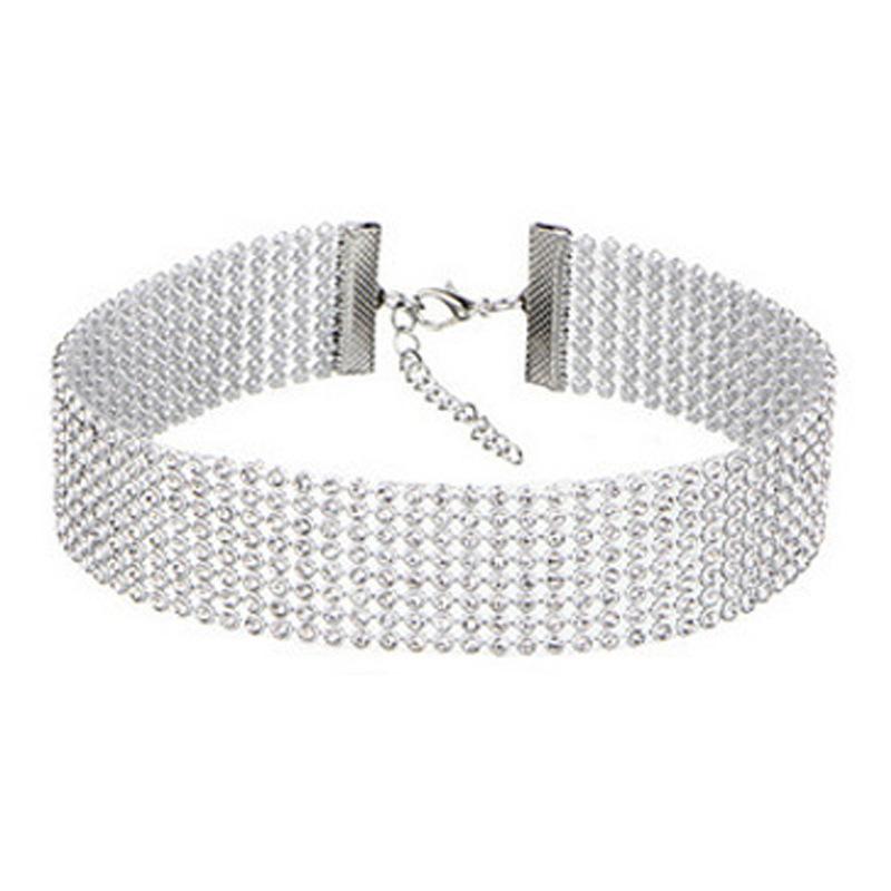 Mehrlagige Diamant-Acryl-Choker-Halskette - Kurz, Schlüsselbeinlang, Nachtclub-Stil