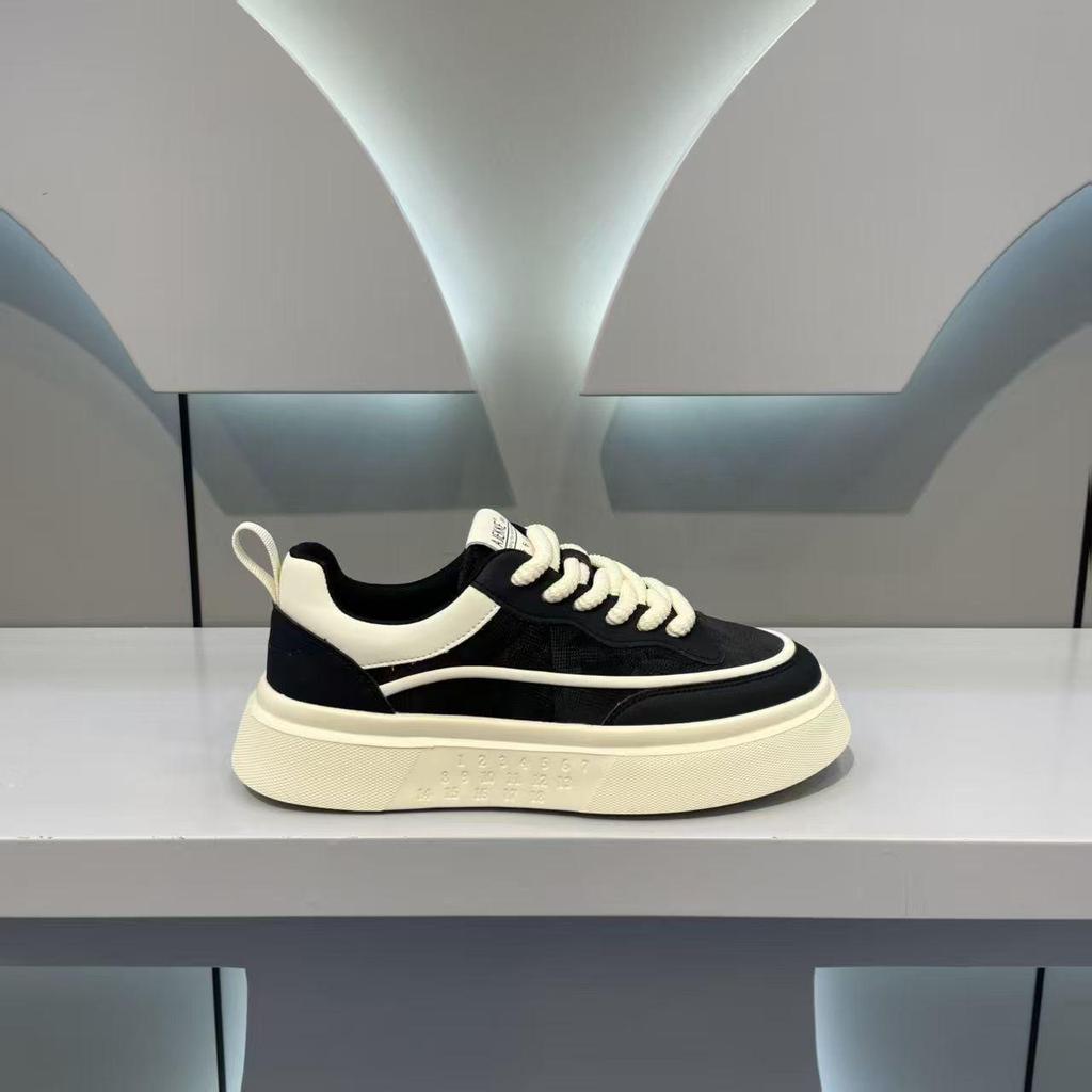 Herbst 2025 Herren Atmungsaktive Trendige Low-Top Weiß Skate Schuhe mit dicker Sohle