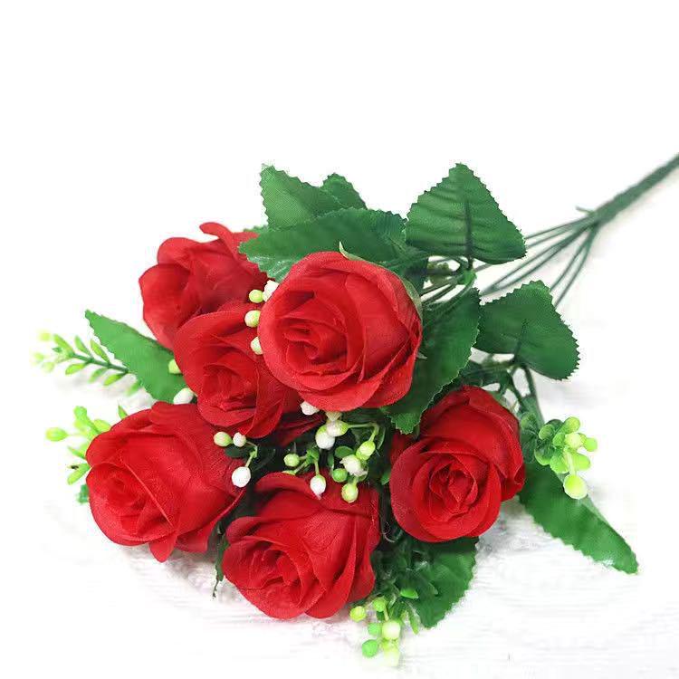 Silk Rose Flower Bouquet: Artificial Flowers for Dining, Bedroom, Living Room Decor and Creative Ornament Figurines.