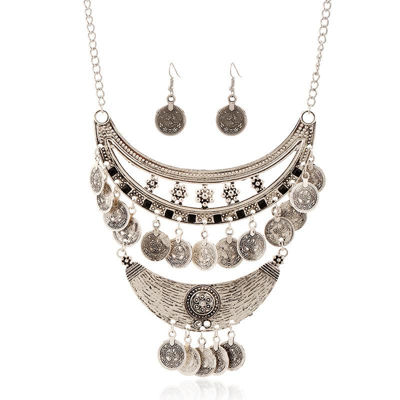 

Retro Metal Coin Necklace Featuring Layered Design And Extender Chain