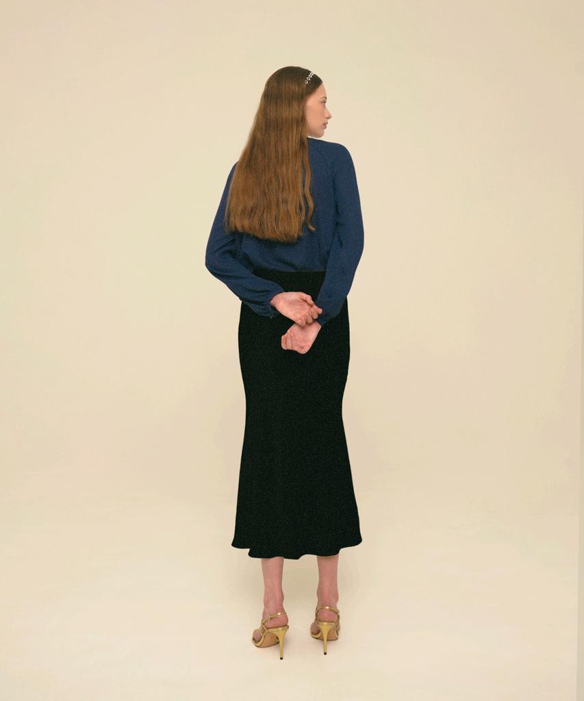 Aiseugadeuneiogongpal Mermaid Maxi Satin Skirt_Black