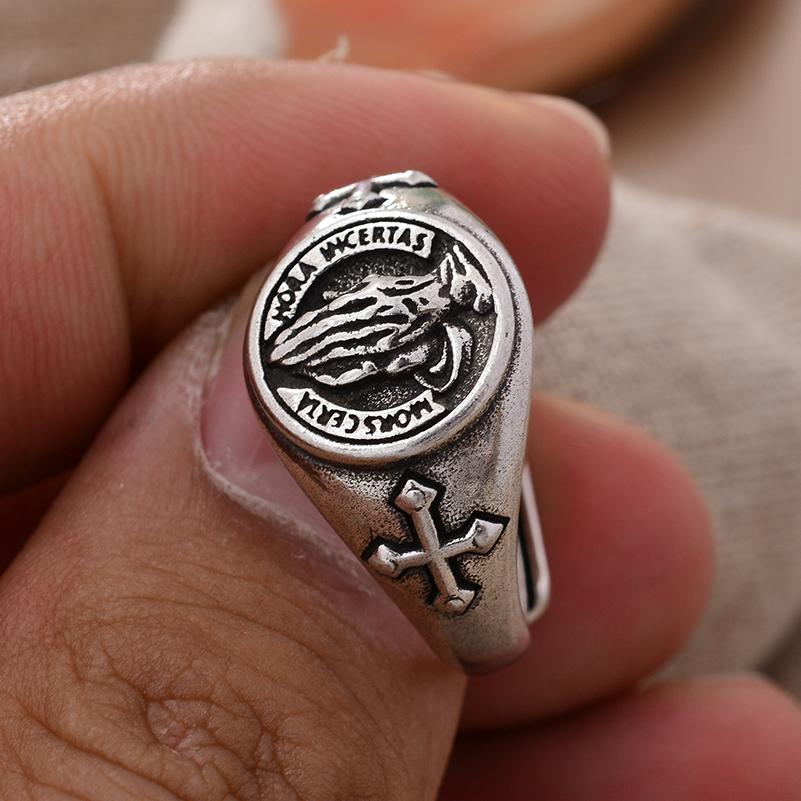 Best Sell Bohemia Praying Hands Design Retro Thai Silver Unisex Ring For Women Man Gifts Cheap
