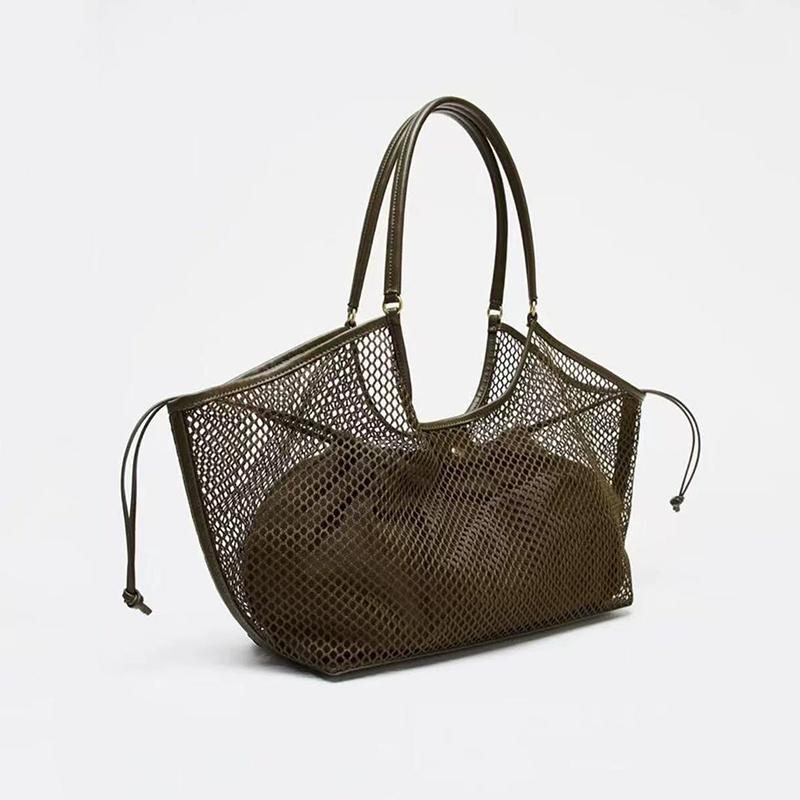 Nylon Wing Tote Bag Cluth Bag Large Capacity Buckle Woman Luxury Designer Travel Shoulder Bag Shopper Handbag AVE
