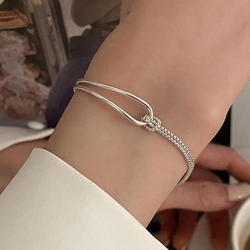 Fashion Minimalist Retro Open Knot Bracelet Niche Light Luxury Bracelet Women's Personality Hook Bracelet Jewelry