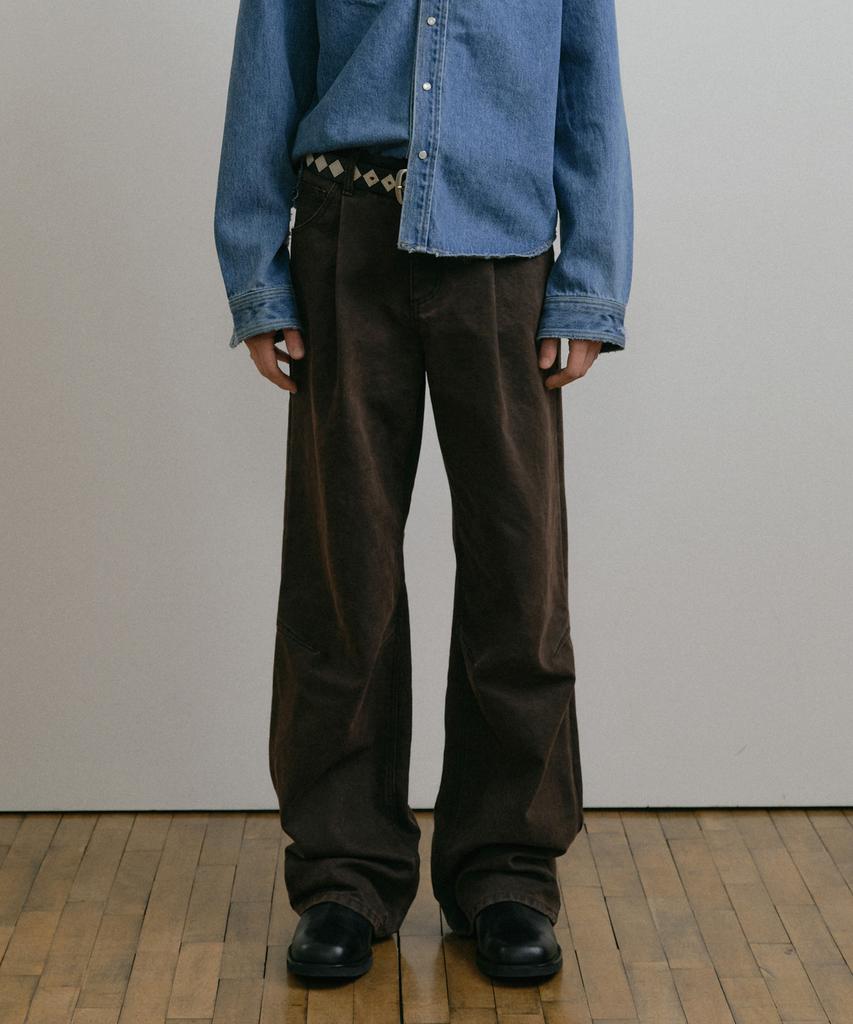 DUSTYWHITE Brown Dirty Washed Oxford Wide Tuck Pants