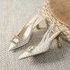 Scarpe singole con tacco alto a punta con fibbia quadrata plissettata in raso per donna con borsa con temperamento sandali