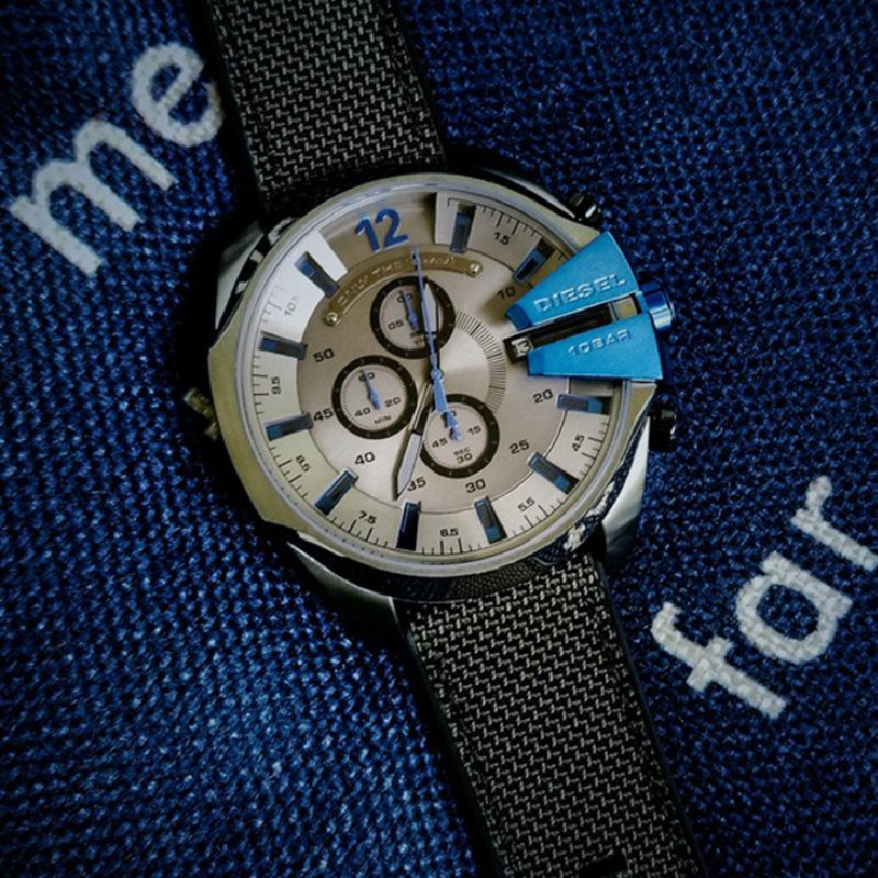 Diesel Mega Chief Armor Series Watch Quartz Movement Nylon Strap Gray Dial Men watches DZ4500