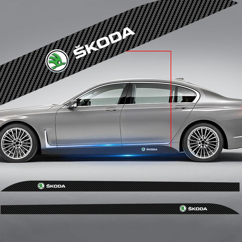 2 ks Karbonový Samolepka na Prah Dveří Auta Ochranná Lišta Samolepka Proti Poškrábání Samolepka pro Úpravu Pro Škoda Octavia Superb Rapid Kodiaq Karoq Fabia Kamiq Roomster Citigo