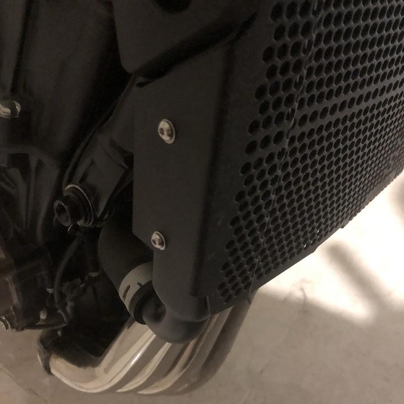 Authentic For Honda CB650R CB650F CBR650R CBR650F   Motorcycle Radiator Guard Protector Grille Cover
