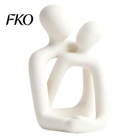 Neutral Style Love Figurine Present 3D Printed Abstract Couple Statue, Minimalist Couples Bedroom Decor, White Hugging Lovers Sculptures, Warm