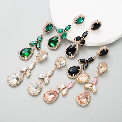 Orecchini da donna Semplici orecchini pendenti in cristallo con borchie in lega multistrato