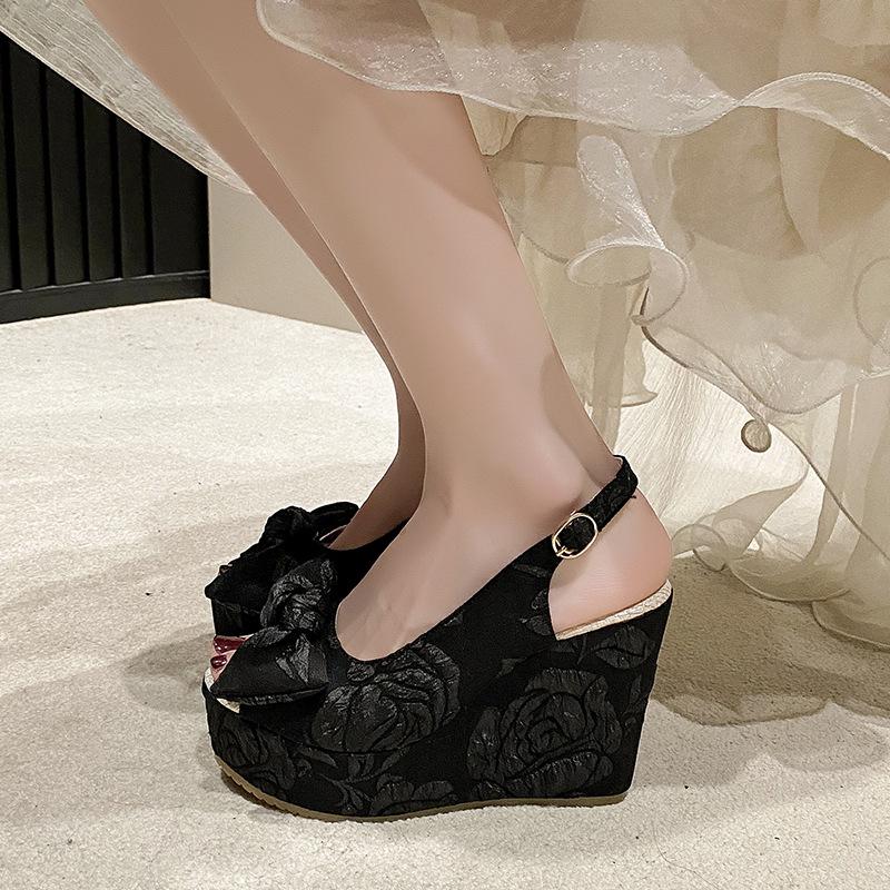 

National style embroidered shoes National style bow sandals New muffin bottom slope heel celebrity open-toed fish mouth buckle sandals 35 чёрный