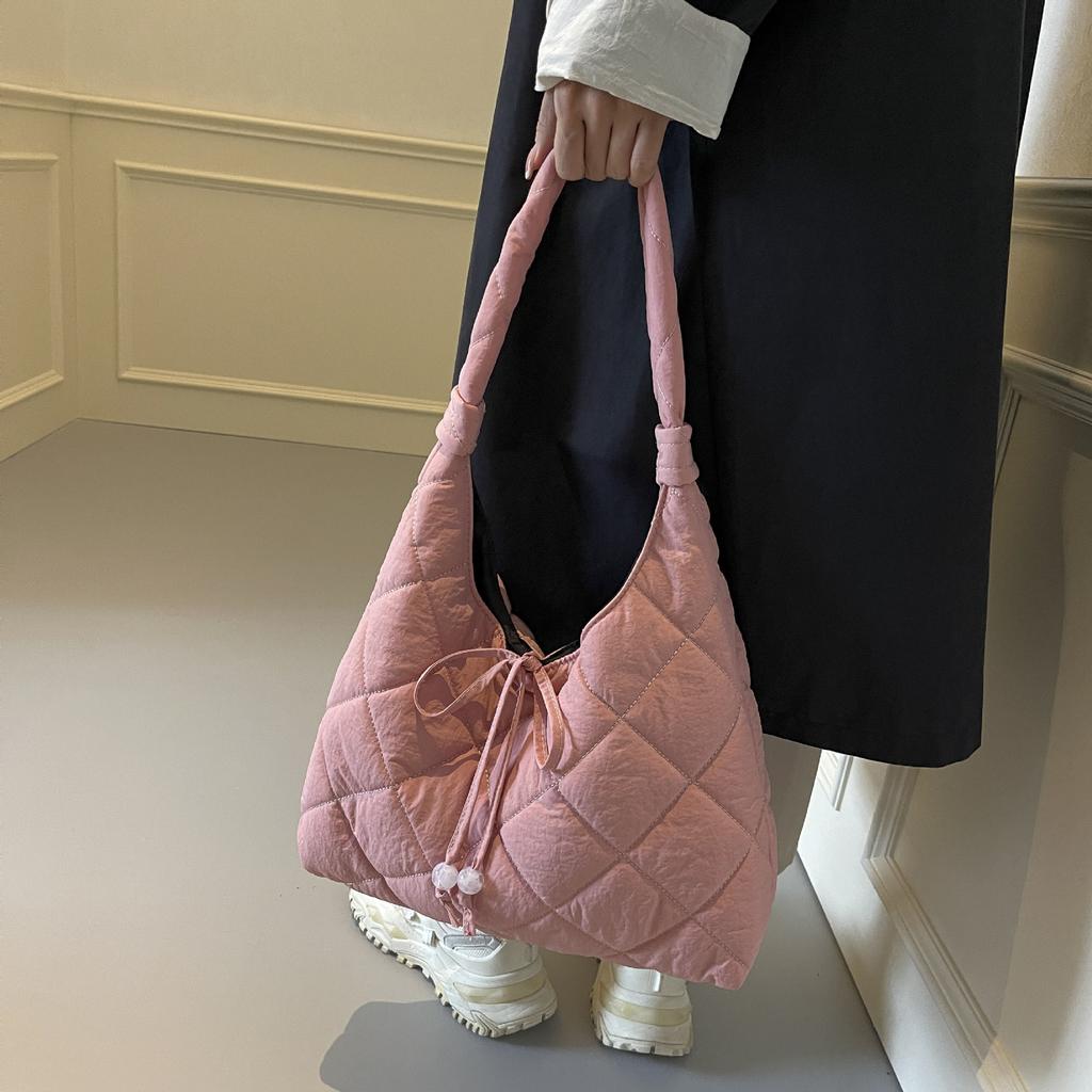Casual Fashion Rhombus Embroidered Thread Shoulder Bag Simple Commuter Bag Retro Large Capacity Tote Bag Women'S Bag