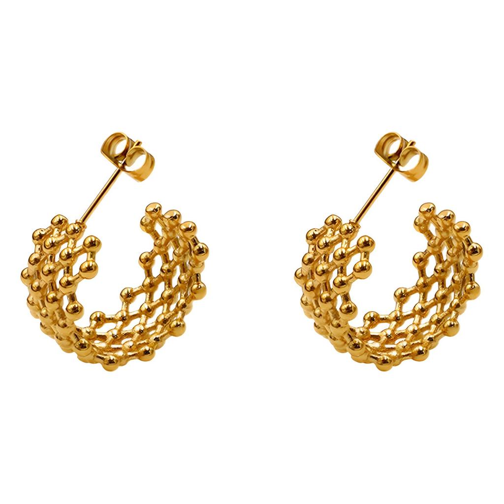 Titanstahl Kleine Goldperlen Spleißgitter-ähnliches C-förmiges Nischen-Design Hongkong-Stil Beschichtet mit 18 Karat Gold Steckerohrringe und Ohrschmuck