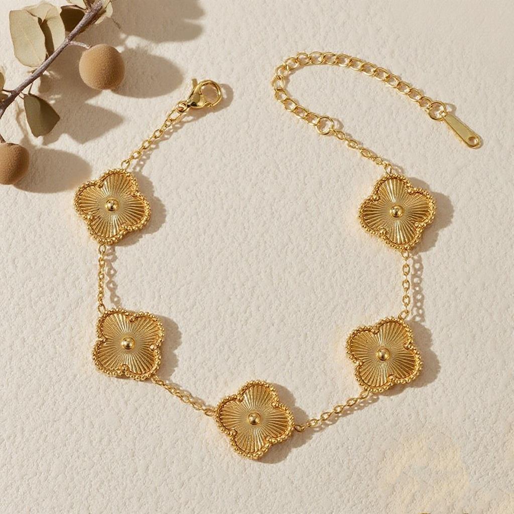 13mm Titanium Steel Lucky Four-Leaf Clover Bracelet - 18K Non-Fading Daily Wear Dopamine Jewelry