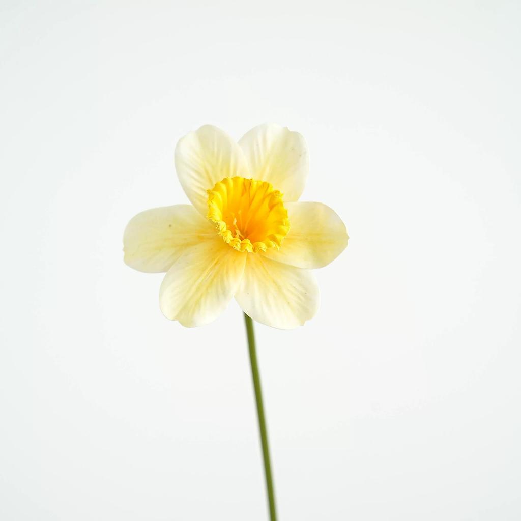 3Pcs Artificial Daffodil Flowers Yellow Faux Flower Bouquet Orange for Home Wedding Decor Floral Arrangement